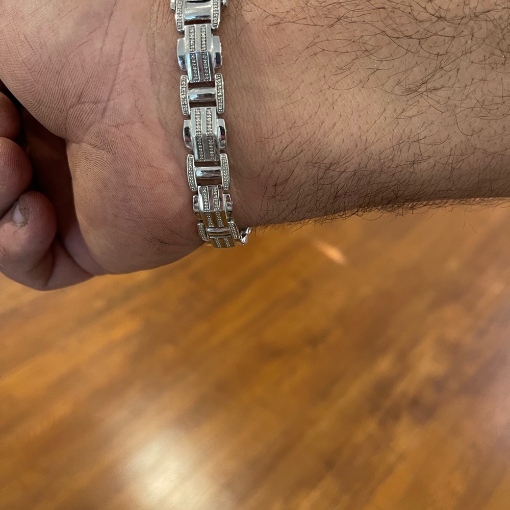 Mens bracelet without tag never used